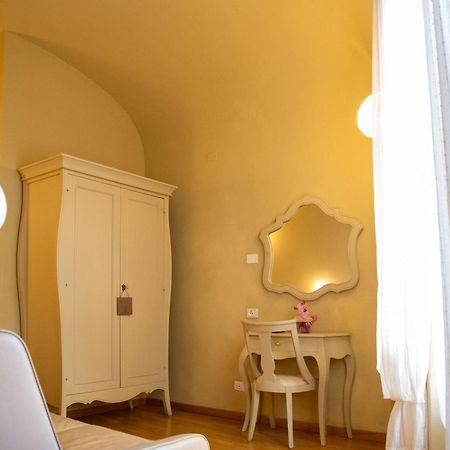 Residenza D'Epoca Relais I Miracoli Hotel Pisa Exterior photo