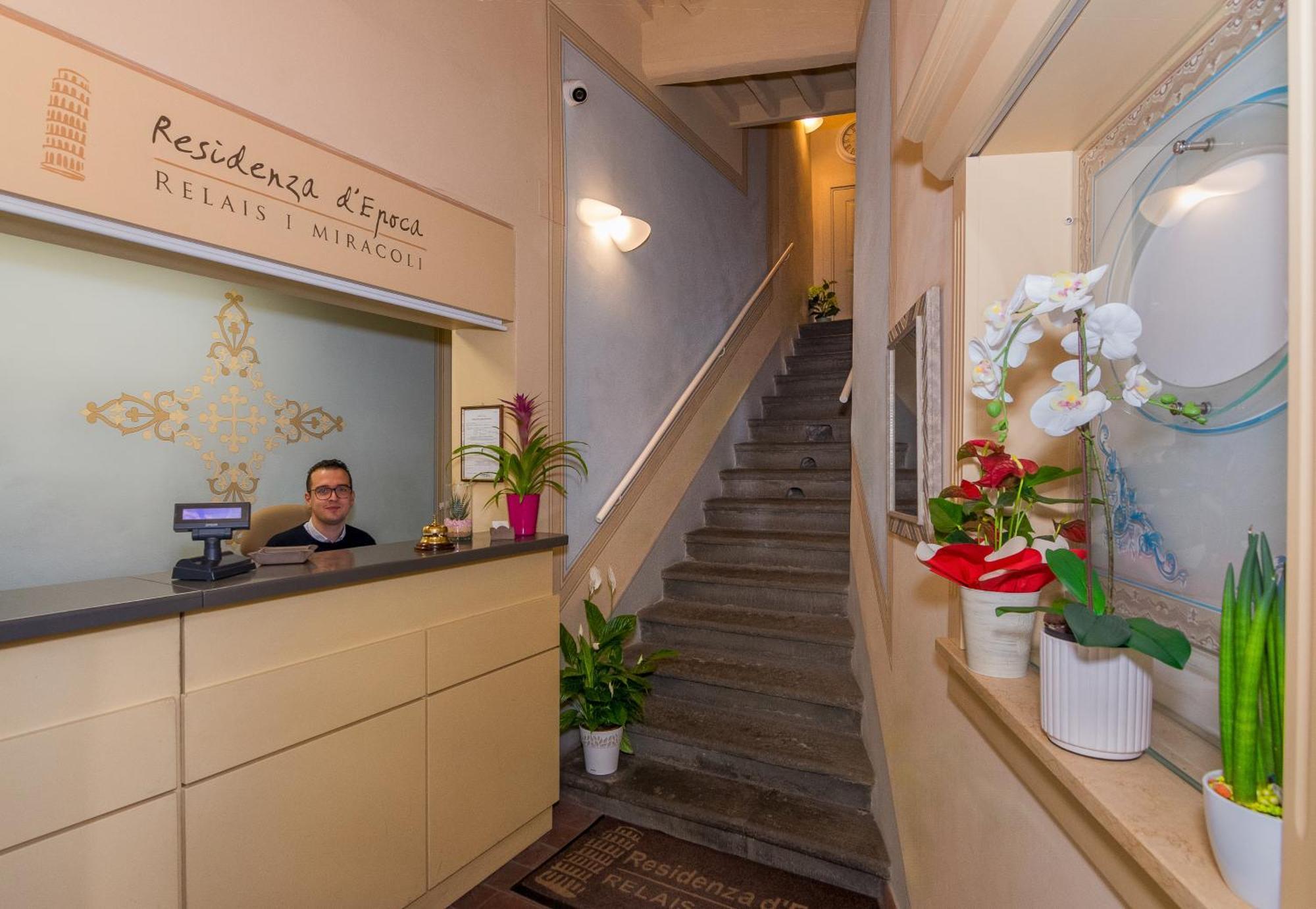Residenza D'Epoca Relais I Miracoli Hotel Pisa Exterior photo