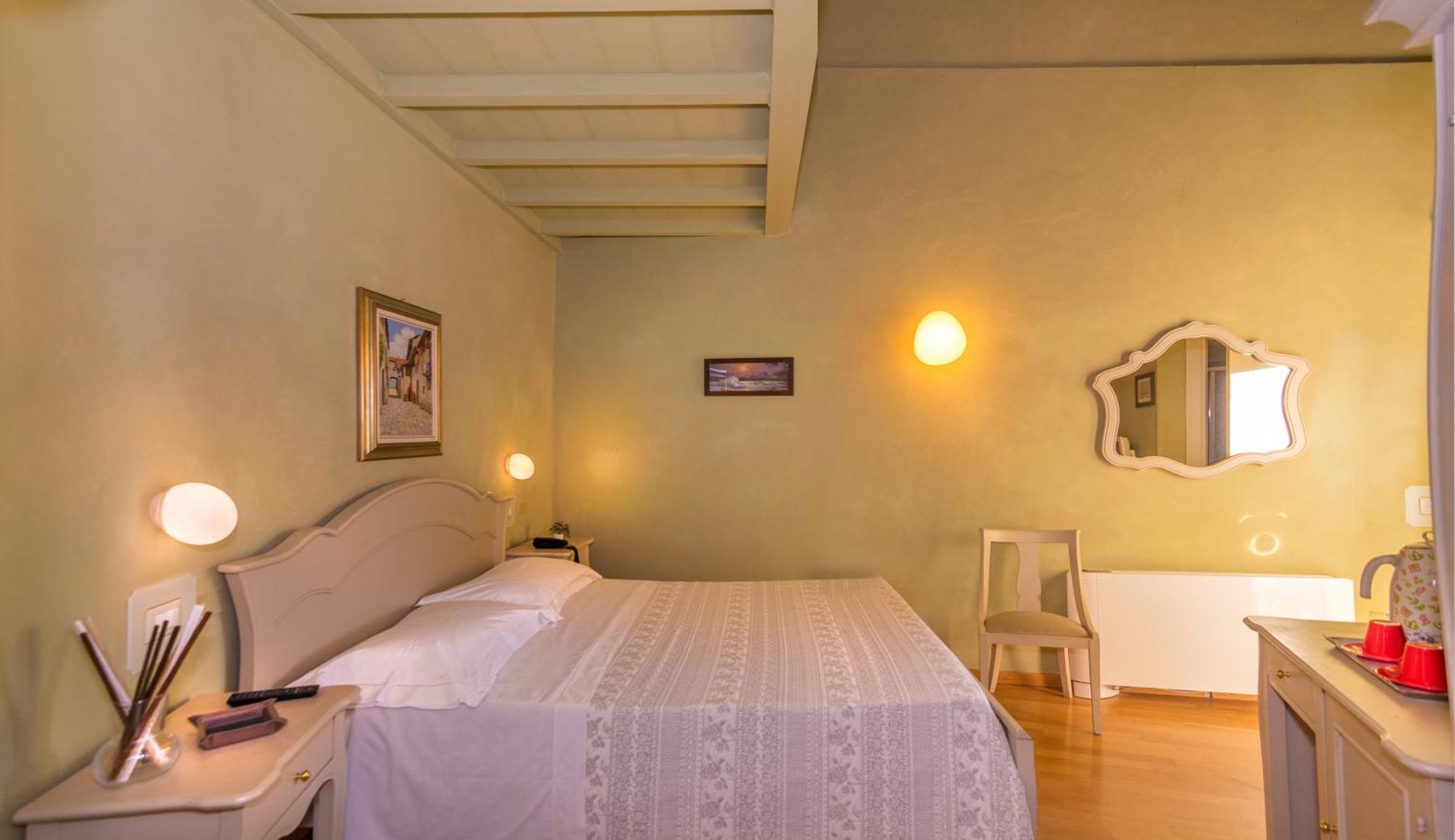 Residenza D'Epoca Relais I Miracoli Hotel Pisa Exterior photo