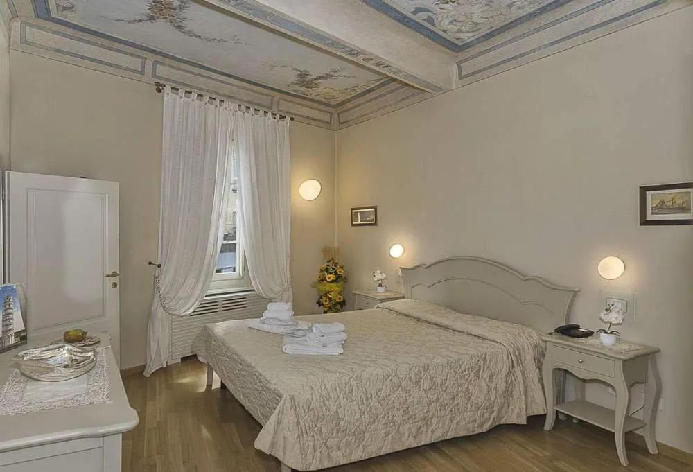 Residenza D'Epoca Relais I Miracoli Hotel Pisa Exterior photo