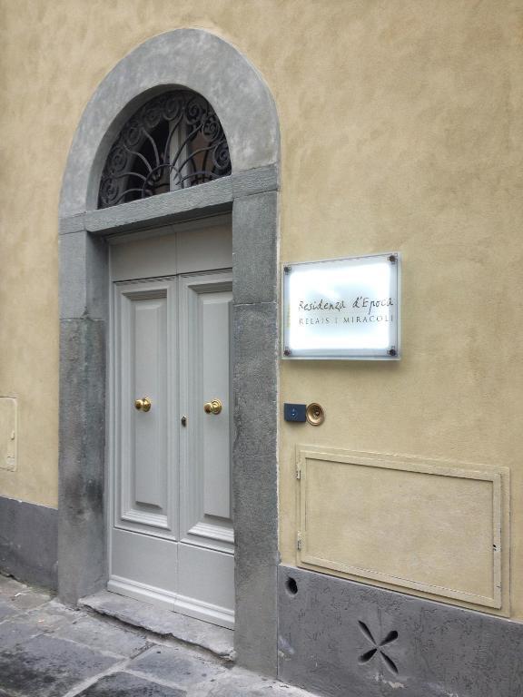 Residenza D'Epoca Relais I Miracoli Hotel Pisa Exterior photo