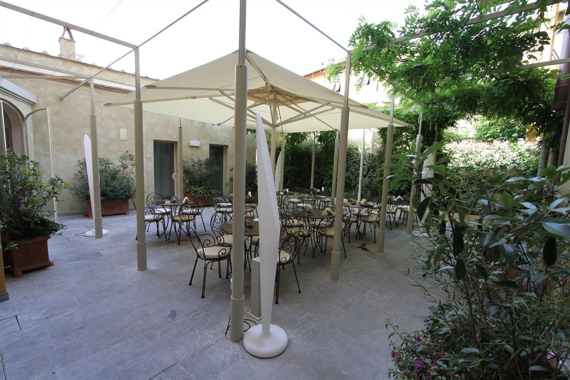 Residenza D'Epoca Relais I Miracoli Hotel Pisa Exterior photo