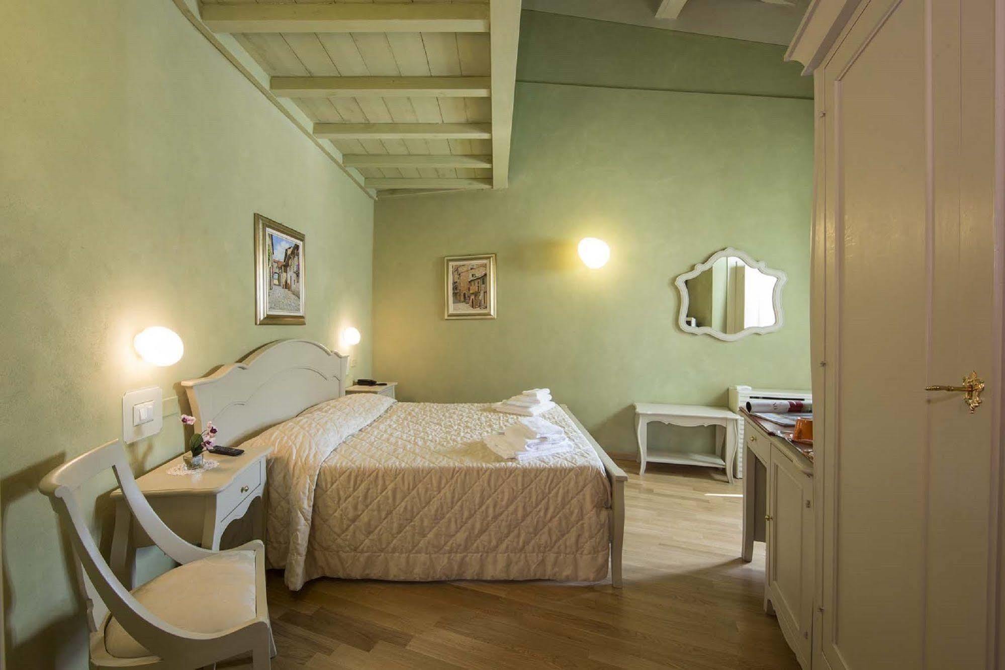 Residenza D'Epoca Relais I Miracoli Hotel Pisa Exterior photo
